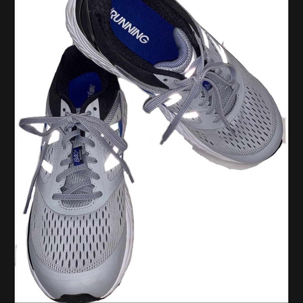 New Balance 840v4 Mens Running Shoe - 10.5 2E